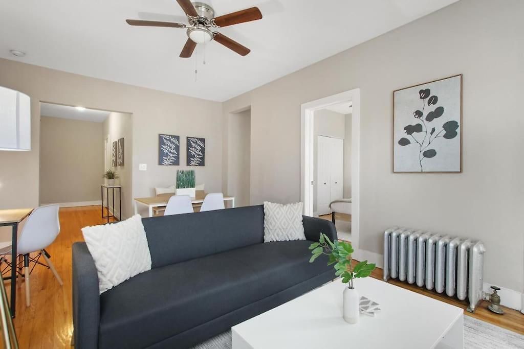 Apartment Perfect 3br In With Wifi & Laundry - Touhy 3n Chicago