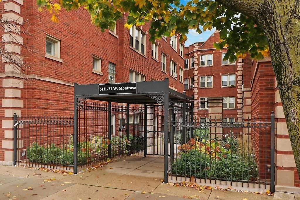 Apartment Charming 1br Unit Close To Vibrant Shops & Dining - Montrose 1b Chicago