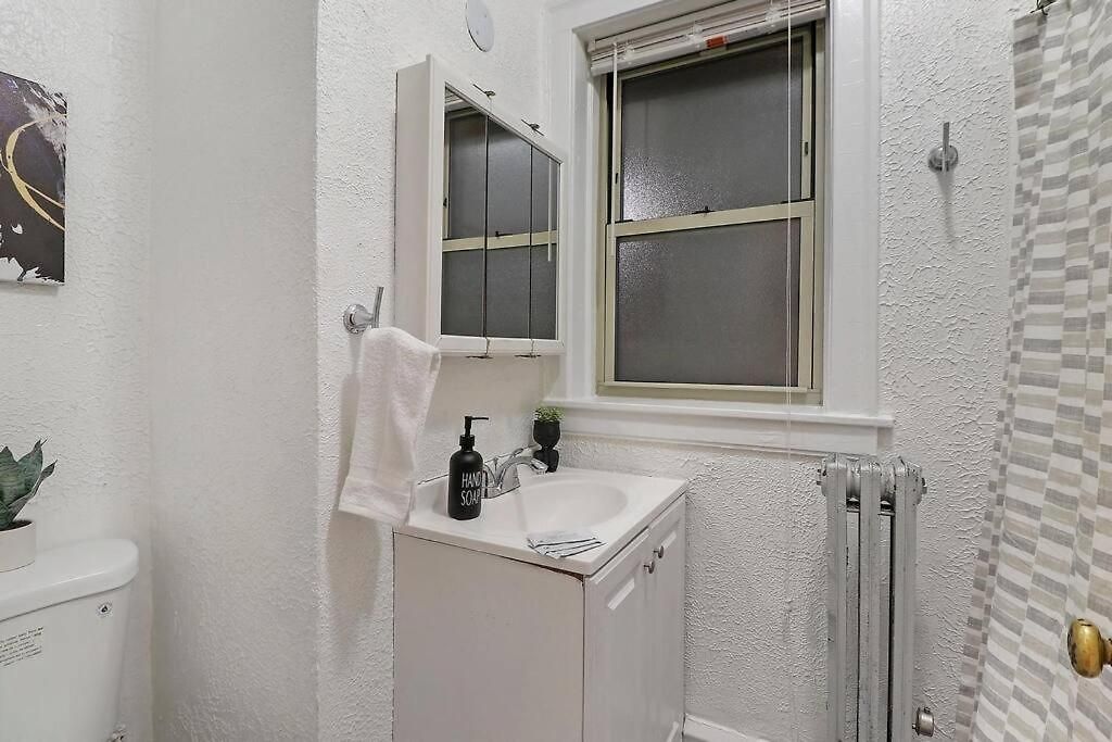 Apartment Charming 1br Unit Close To Vibrant Shops & Dining - Montrose 1b *
