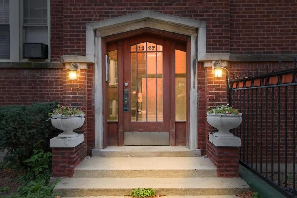 Perfect 3br In With Wifi & Laundry - Touhy 3n Apartment