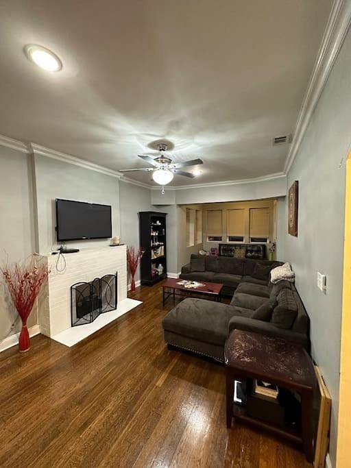 Beautiful Hyde Park Brownstone Chicago