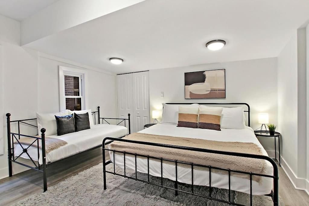 1br Captivating With In-unit Laundry - Aberdeen 2 Apartment