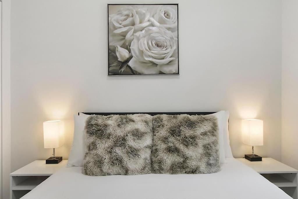 Apartment 1br Modern Luxe With In-unit Laundry - 204 Rep
