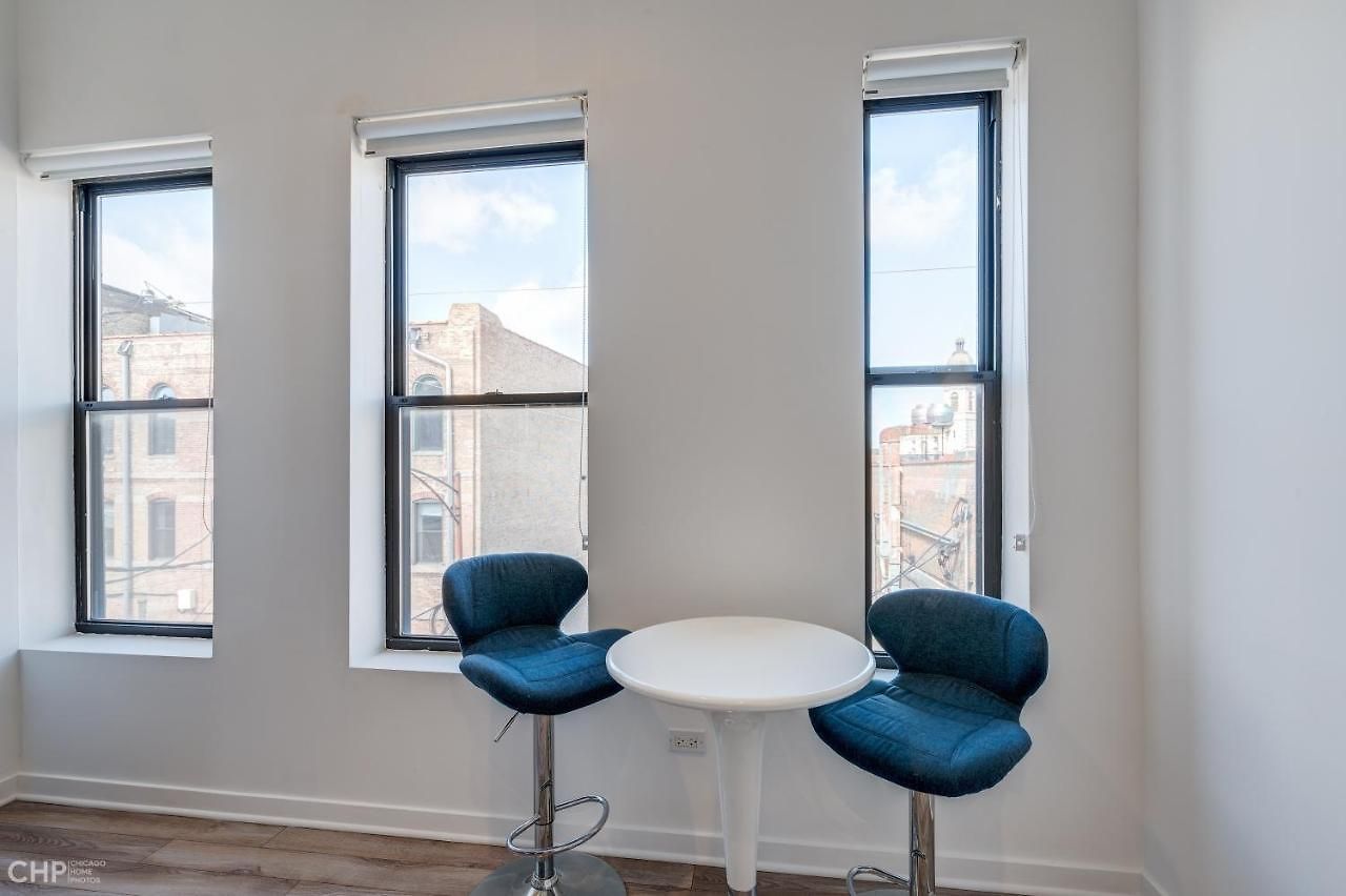 Blue Line Beauty In The Heart Of - 747 Lofts Cabin 303 Apts Hotel *
