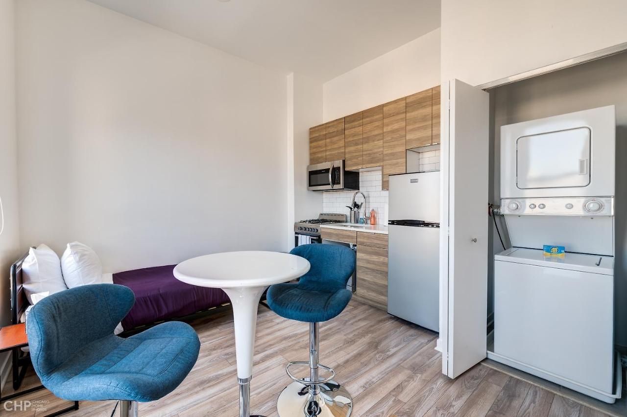 Hotel Blue Line Beauty In The Heart Of - 747 Lofts Cabin 303 Apts *