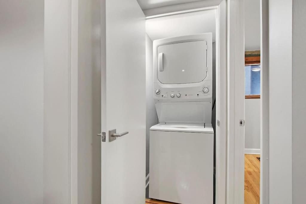 Apartment Perfect - Modern 2br Unit - Barry Gb *
