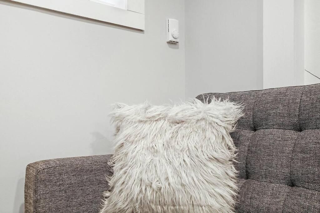 Chic 1br With Modern Comforts - Barry Ga Apartment