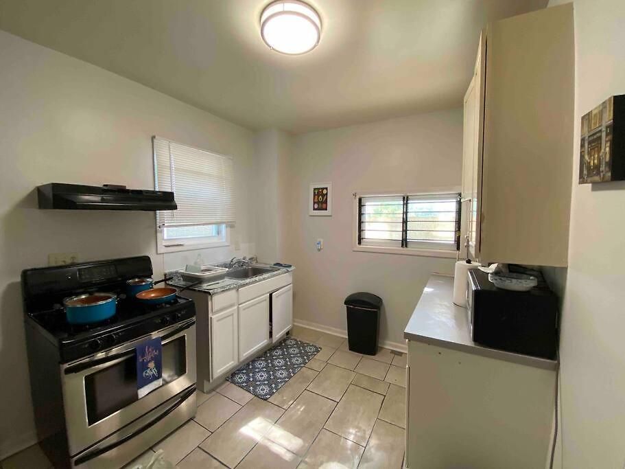 Apartment Red Line Corporate Housing