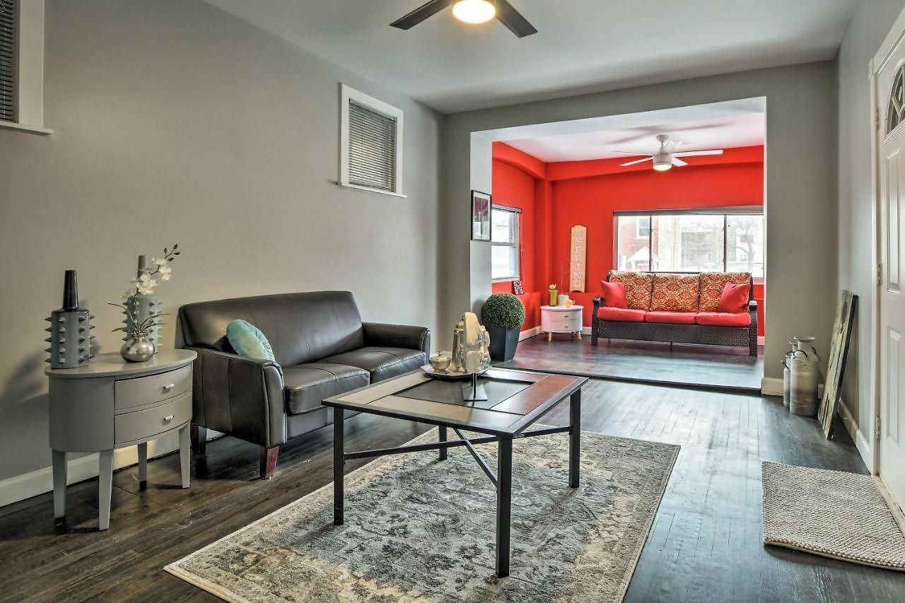 Quiet Townhome: Walk To Subway Stations * Chicago