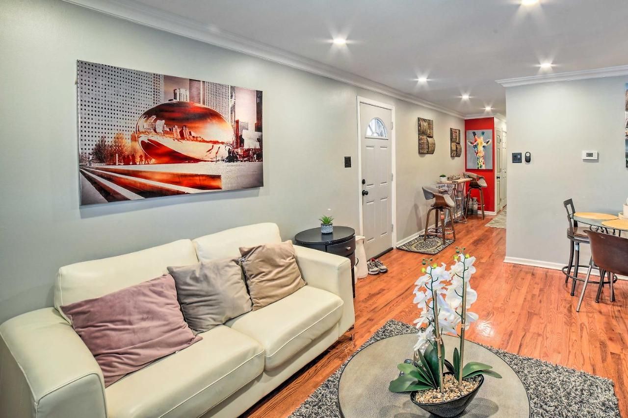 Gem Near Subway ~ 5 Mi To Downtown Apartment