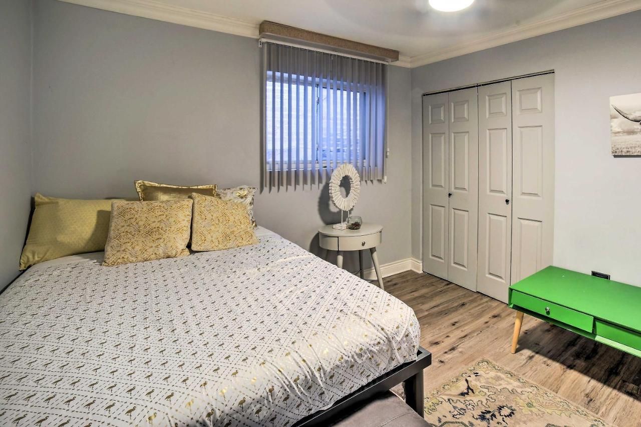 Gem Near Subway ~ 5 Mi To Downtown Apartment *
