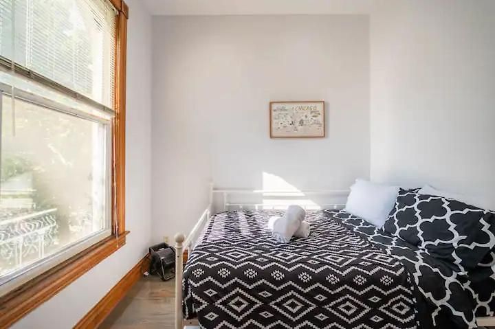 Apartment Lincoln Park 3 Bedroom Penthouse