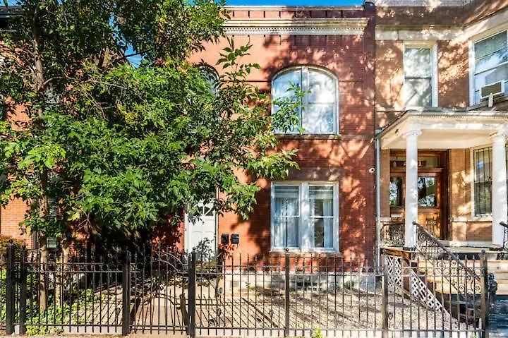 Apartment Lincoln Park 3 Bedroom Penthouse *