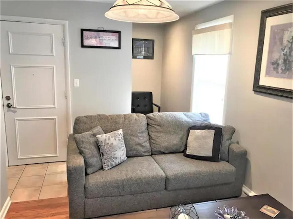 Sleeps 4 With Free Parking Apartment *