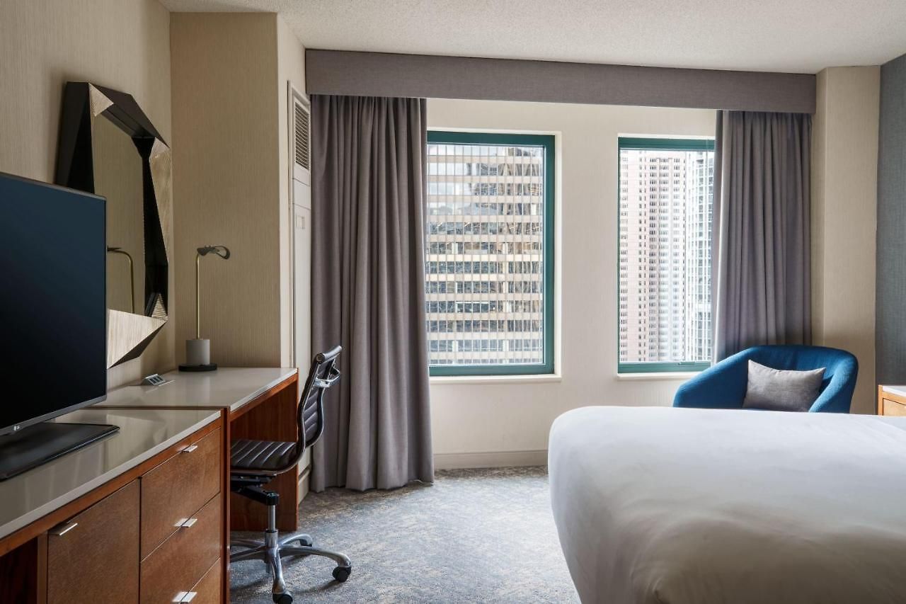 Hotel Sheraton Grand Riverwalk Chicago