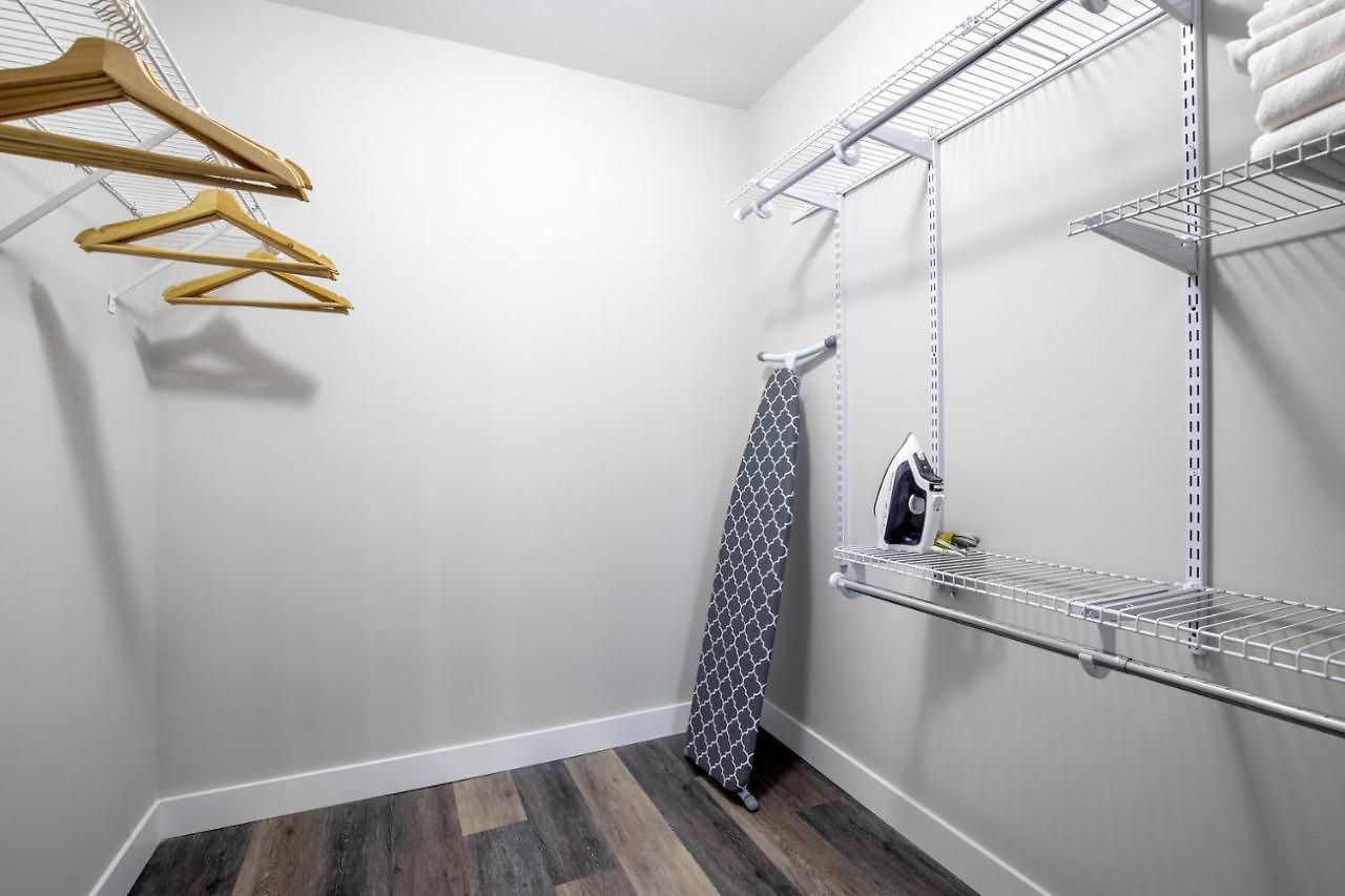 Gold Coast 2br W Gym Lounge Pool Nr Mag Mile Chi-231 Apartment Chicago