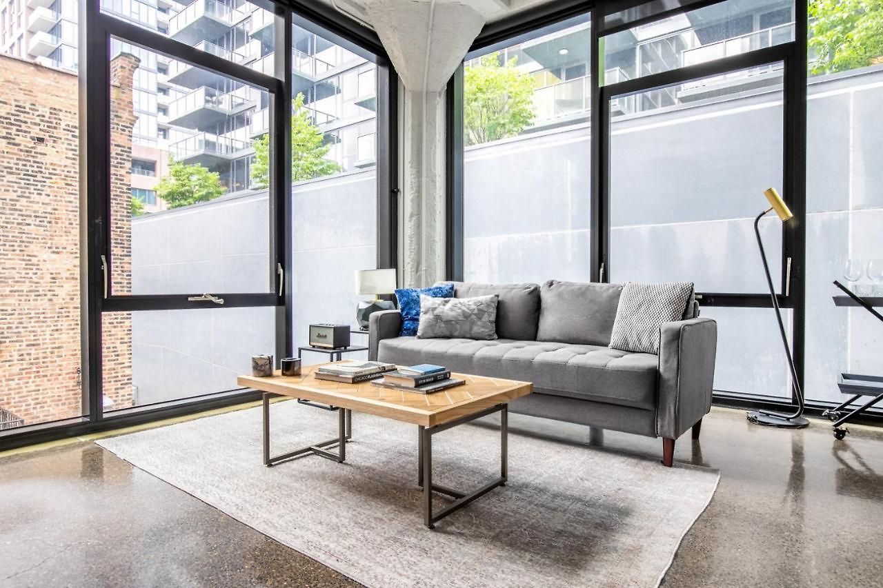 River N 1br W Gym Rooftop Nr L Parks Chi-321 Apartment *