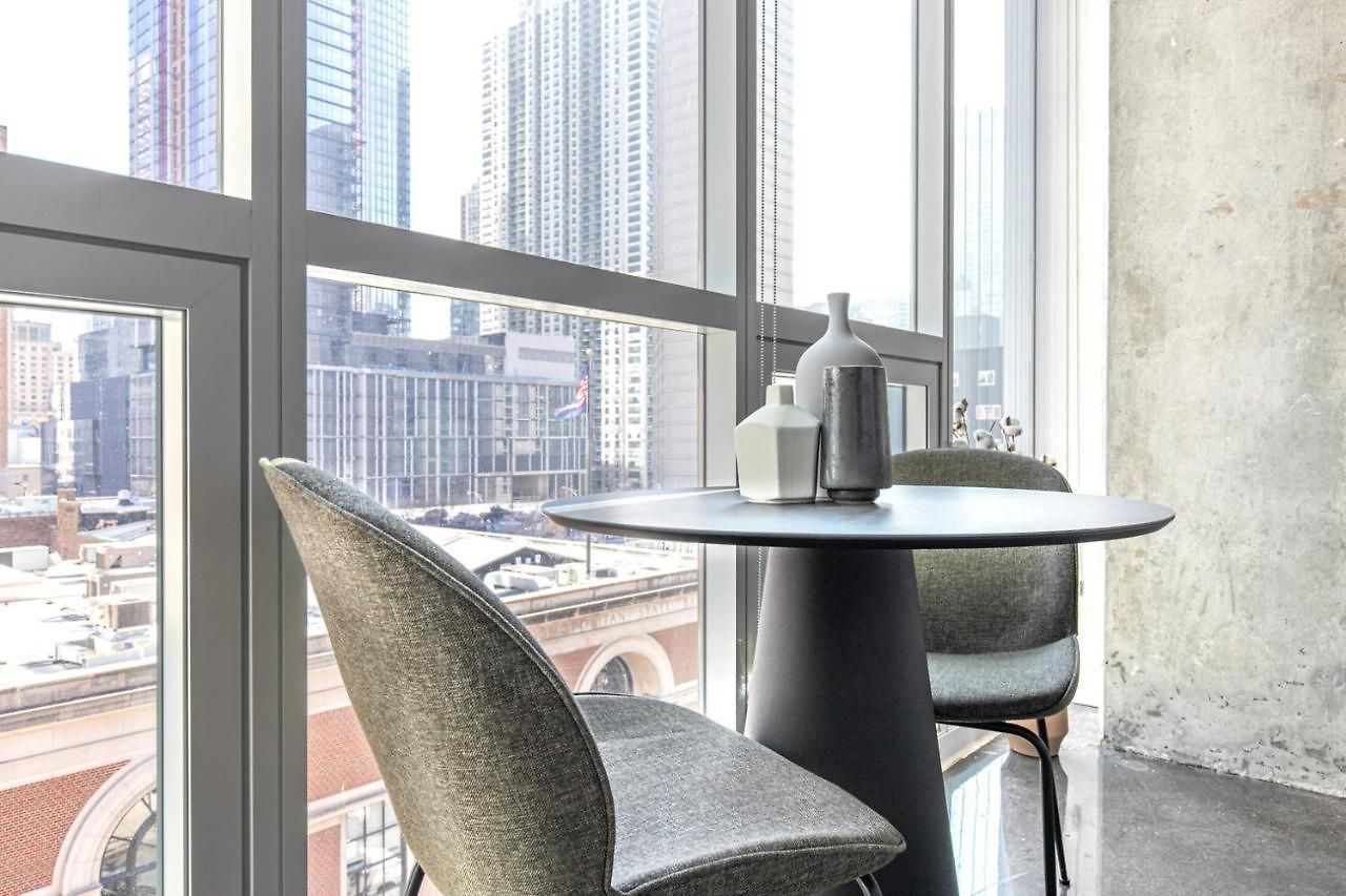 Apartment River N 1br W Gym Pool Nr L Stop Chi-361 *