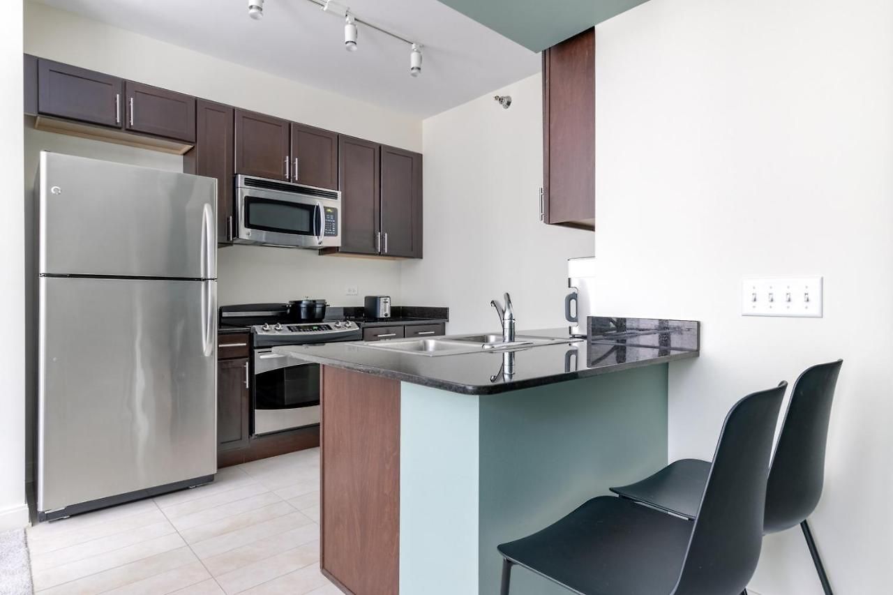 Apartment Loop W Pool Gym Nr Theatre District Chi-248