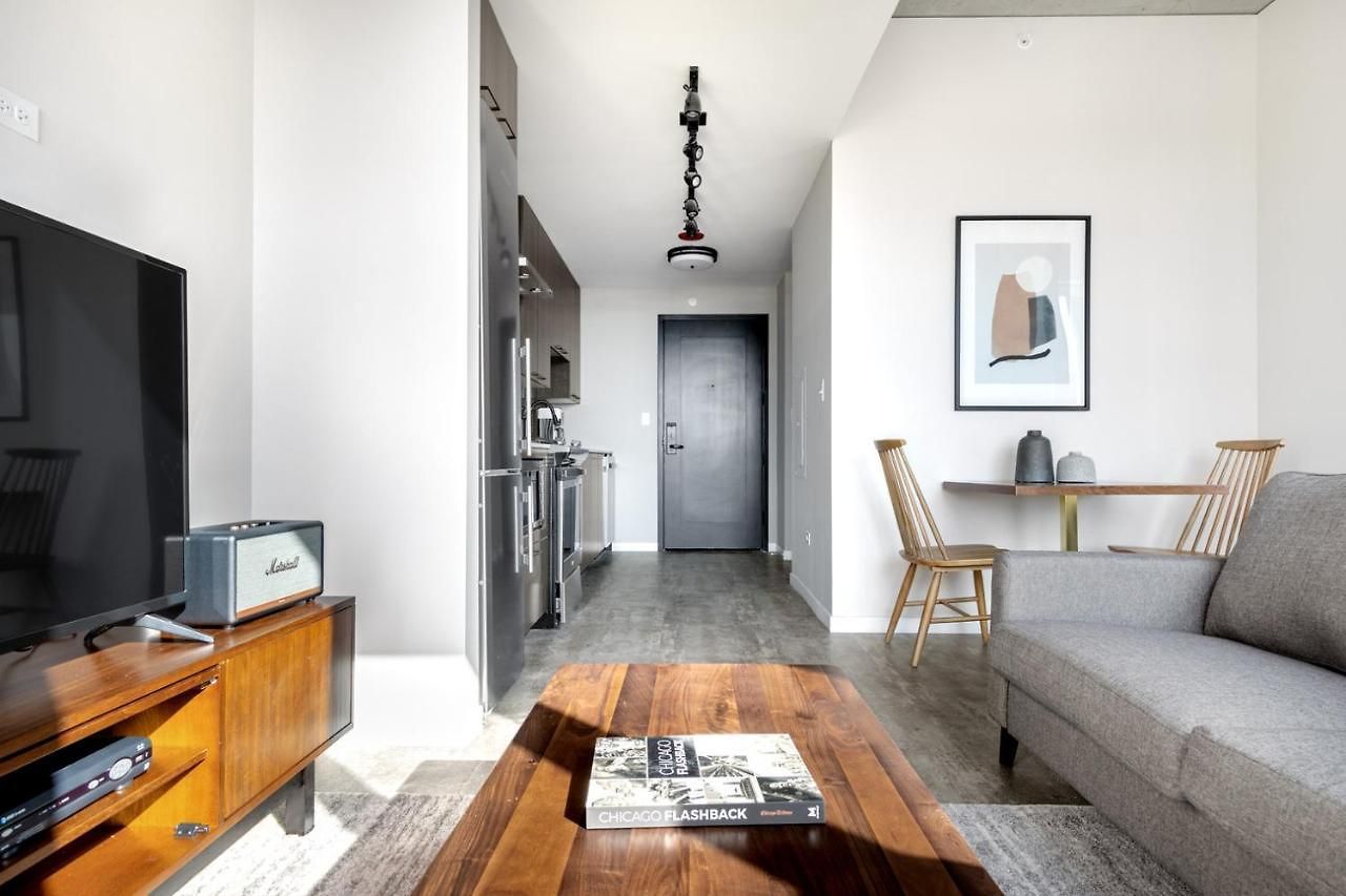W Loop W Pool Gym Nr Restaurant Row Chi-275 Apartment Chicago