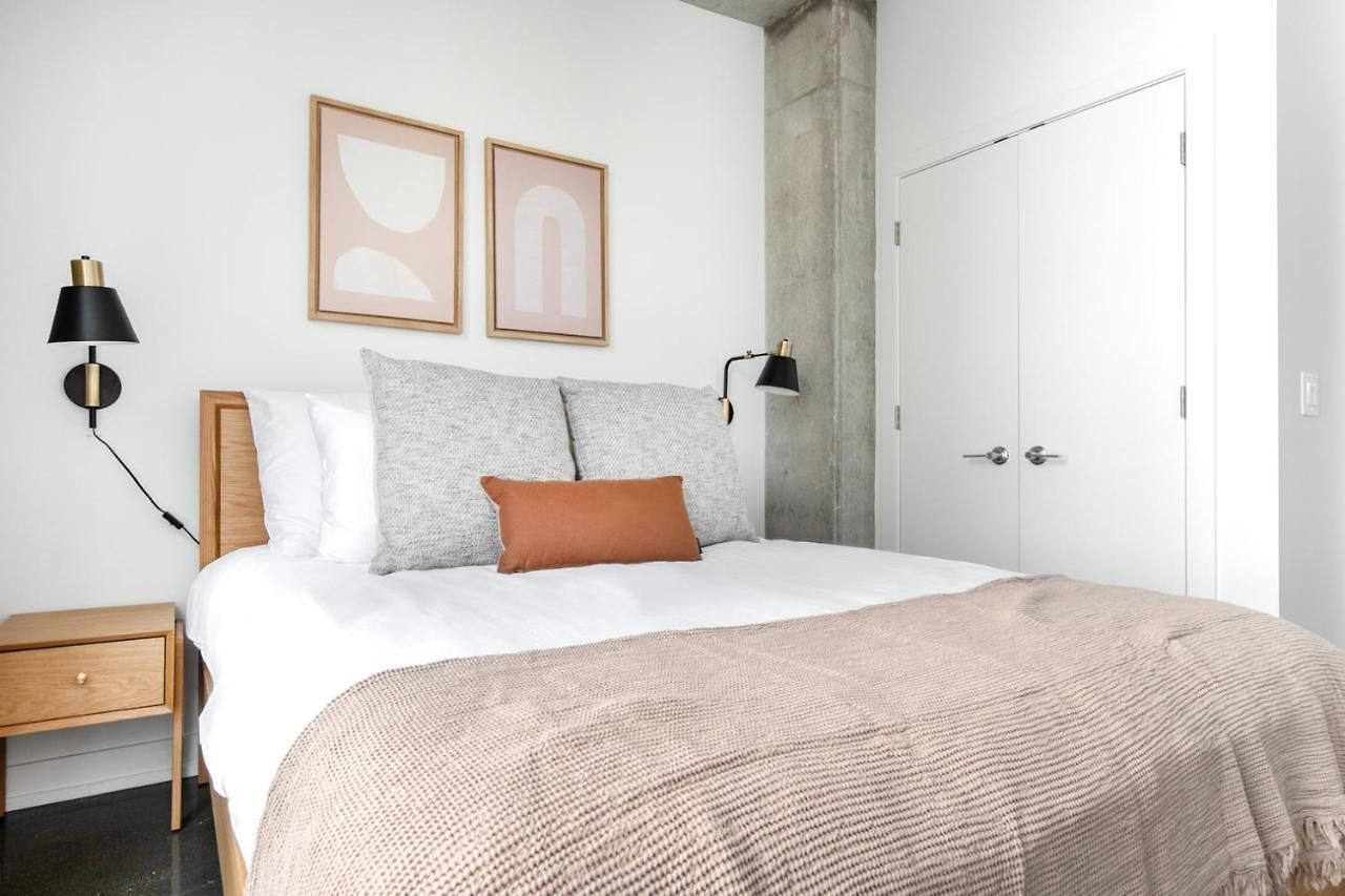 River N 1br W Gym Pool Nr L Stop Chi-361 Apartment Chicago