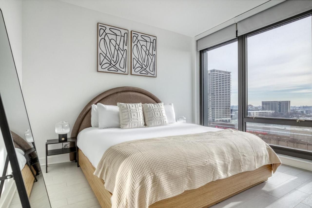 W Loop 1br W Pool Coworking Gym 1 Block To L Chi-522 *