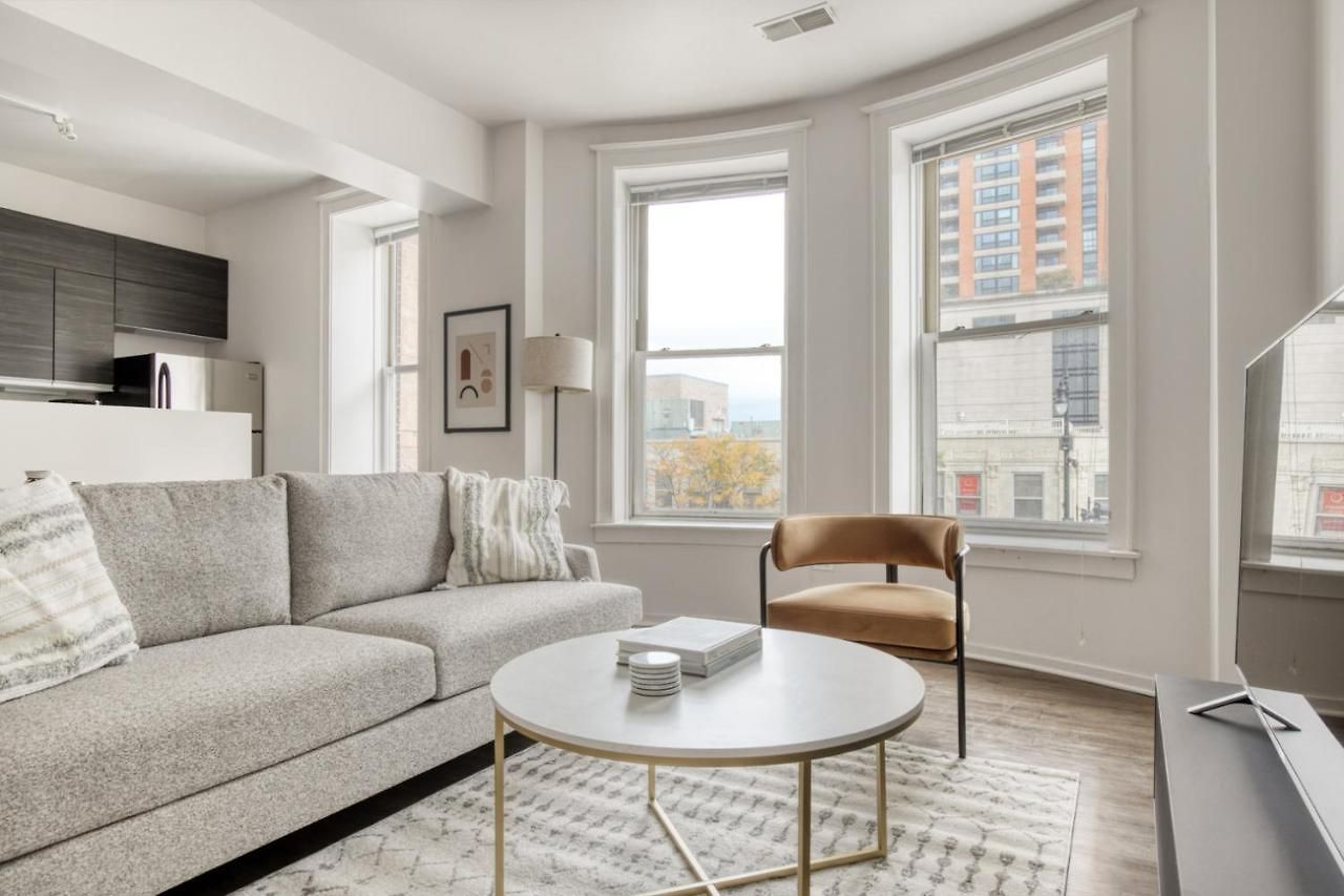 Apartment South Loop 2br Nr L Grant Park Chi-808 Chicago