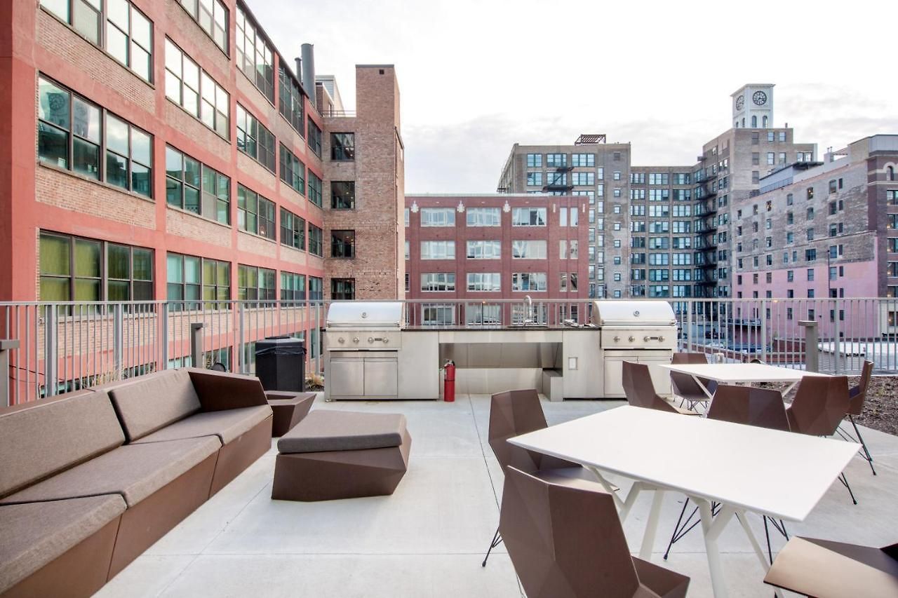Apartment W Loop 1br W Gym Pool In Heart Of Greektown Chi-535