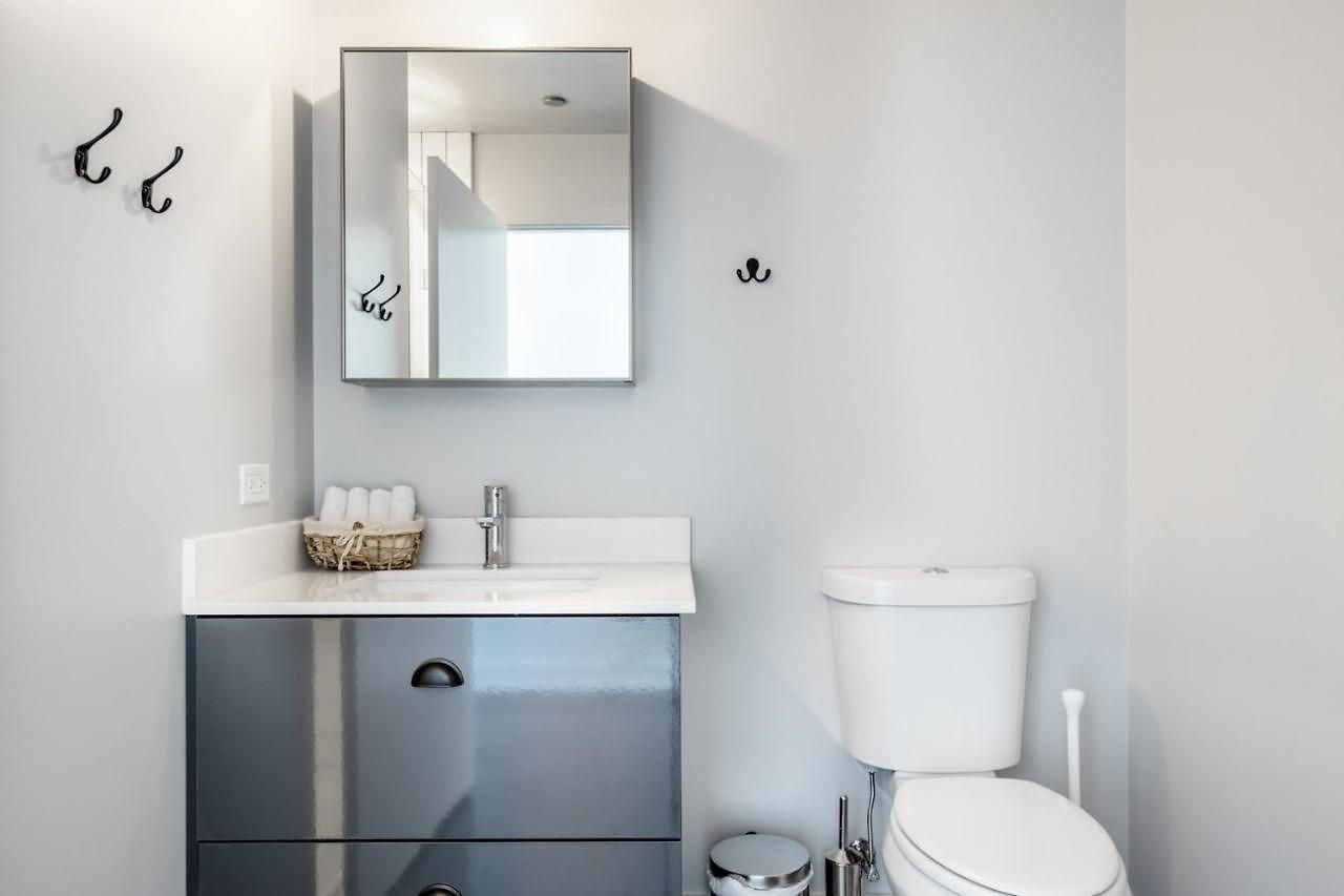 River N 1br W Gym Pool Nr L Stop Chi-362 Chicago