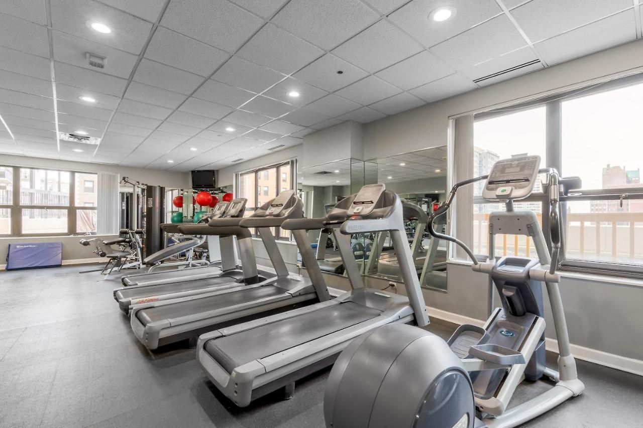 Gold Coast 2br W Gym Pool Nr Oak St Chi-207 Apartment Chicago
