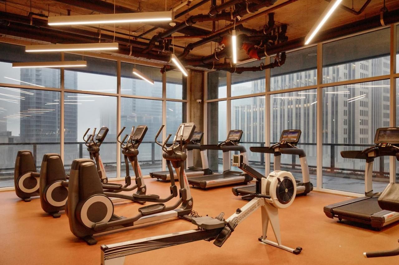 Apartment Streeterville 2br W Pool Gym Nr Riverwalk Chi-880