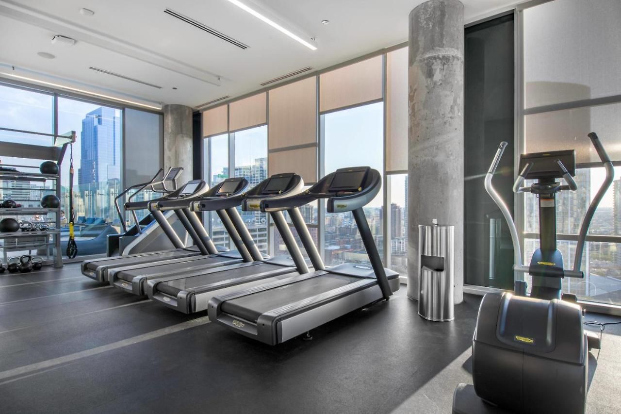 Apartment River North 1br W Gym Pool Roof Nr Riverwalk Chi-816
