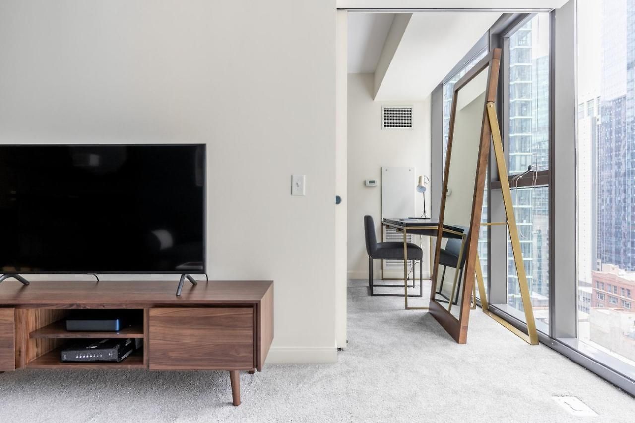 Loop 1br W Pool Gym Nr Financial District Chi-251