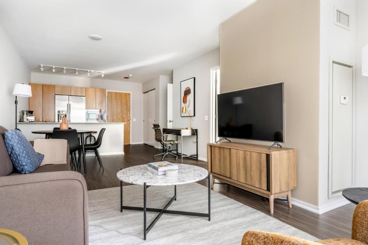 Streeterville 1br W Pool Gym Nr Riverwalk Chi-878 Chicago
