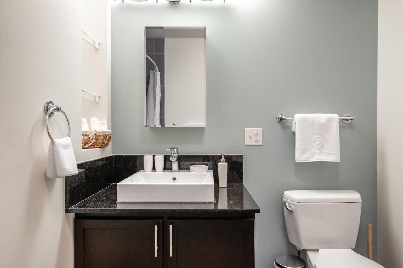 Loop 1br W Pool Gym Nr Financial District Chi-251 * Chicago