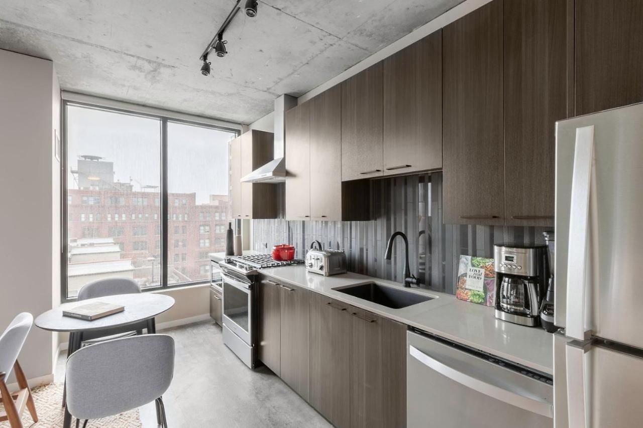 W Loop W Gym Pool Nr Fulton Mkt Chi-205 Apartment Chicago