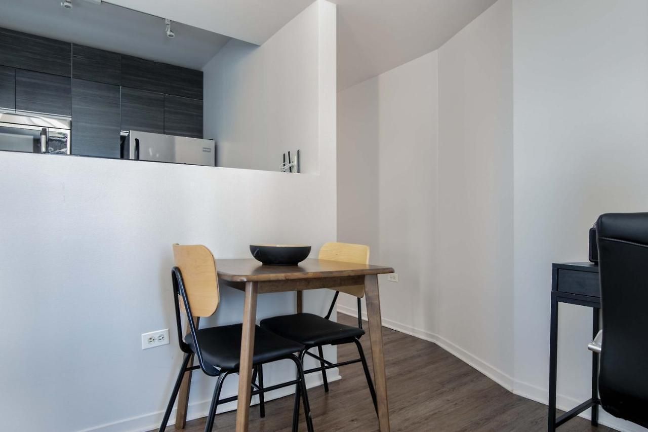 Apartment South Loop 1br Nr L Grant Park Chi-805 Chicago