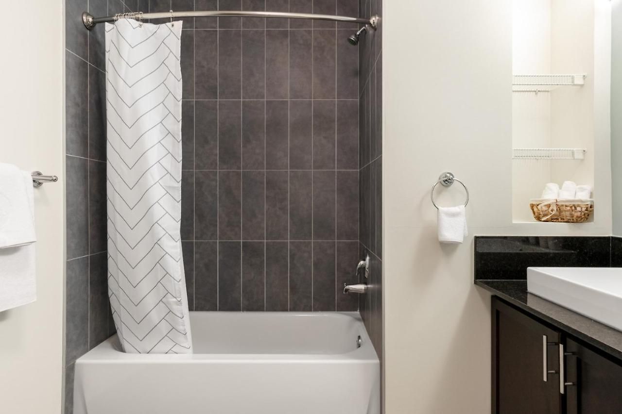 Apartment Loop 1br W Pool Gym Nr Financial District Chi-251 Chicago