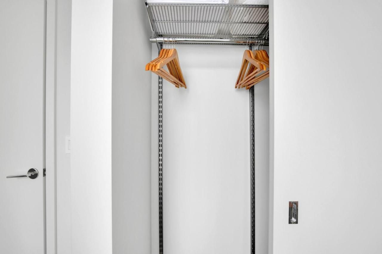 S Loop 2br W Pool Gym Nr Grant Park Chi-740