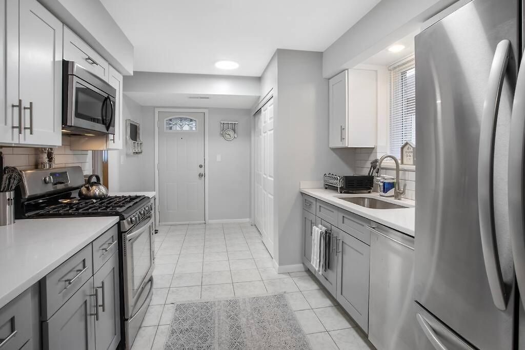 Apartment Charm *