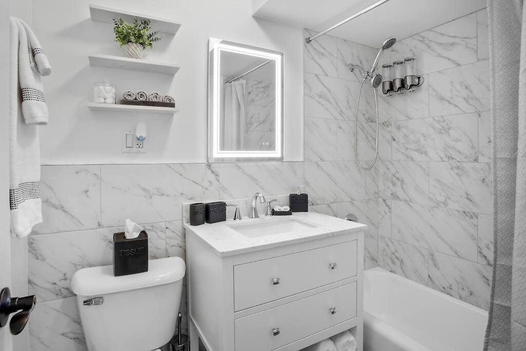 Charm Apartment *