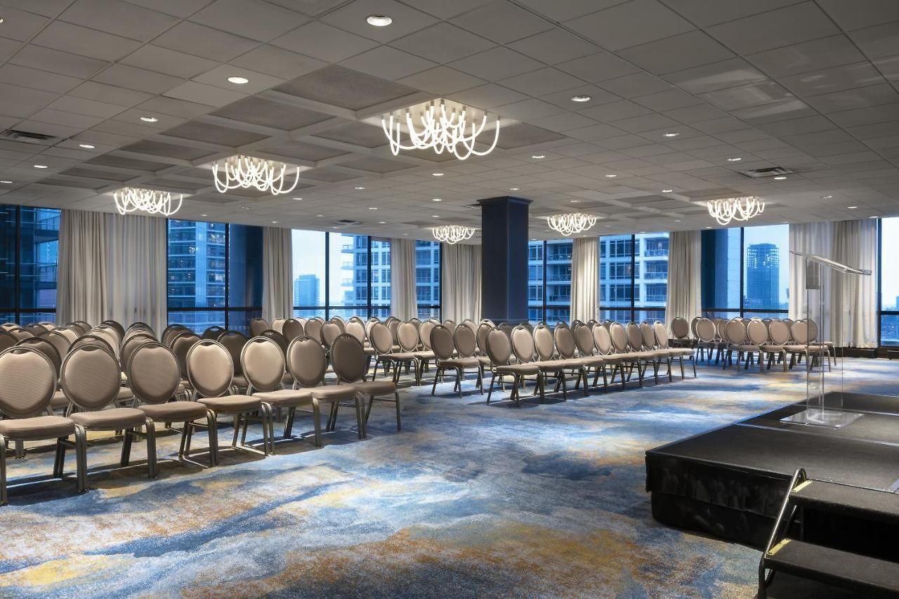 Voco Downtown - Riverwalk By Ihg