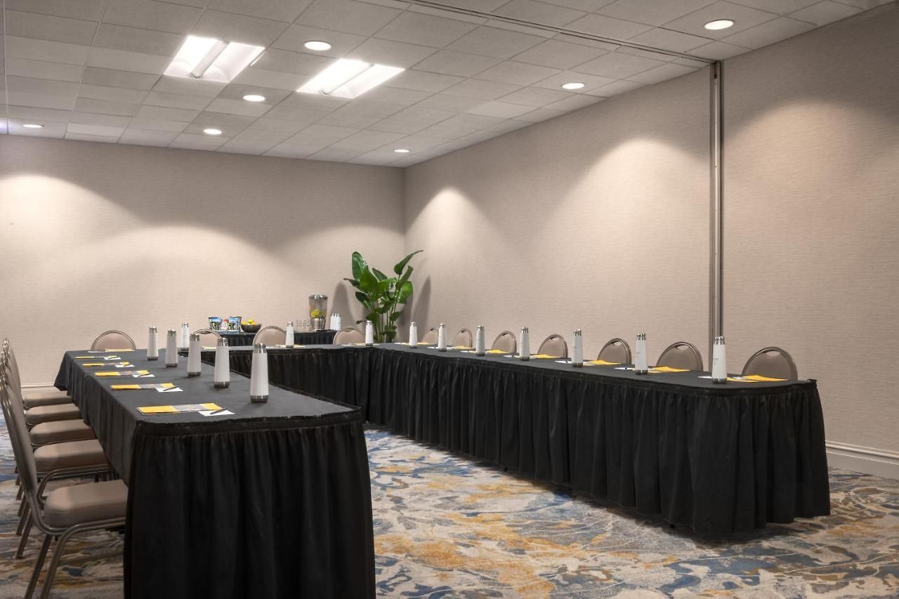 Voco Downtown - Riverwalk By Ihg Hotel Chicago