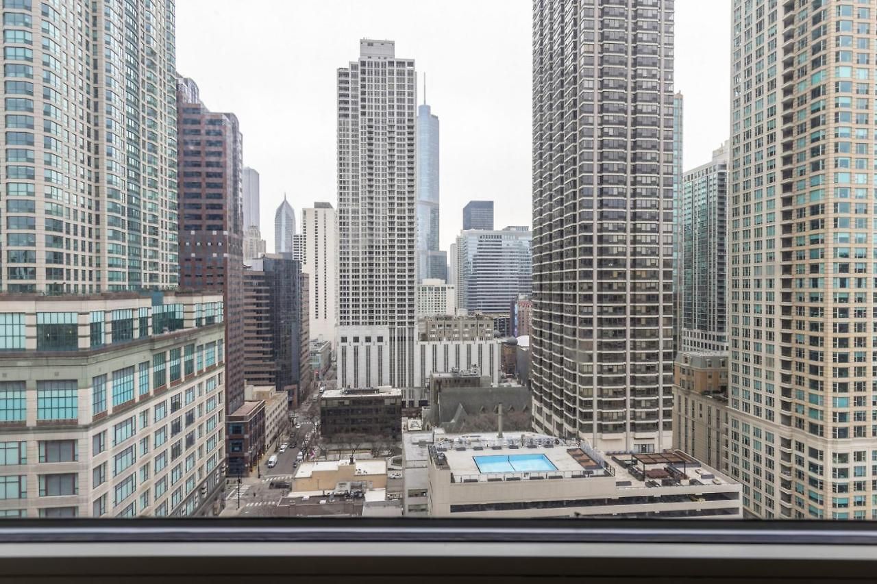 River N 2br W Gym Wd Nr Magnificent Mile Chi-160 * Chicago