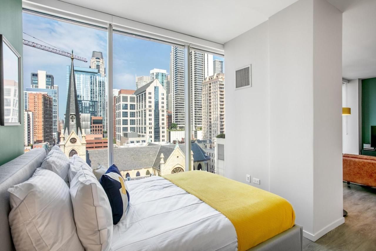 River N 2br W Gym Wd Bbq Pool Nr Mag Mile Chi-132 Chicago