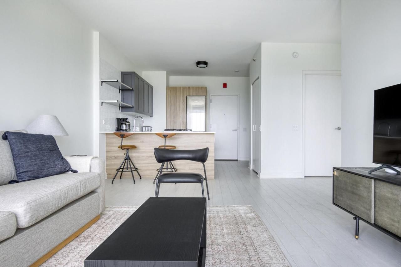 W Loop Studio W Gym Pool Coworking Nr Uic Chi-433 *