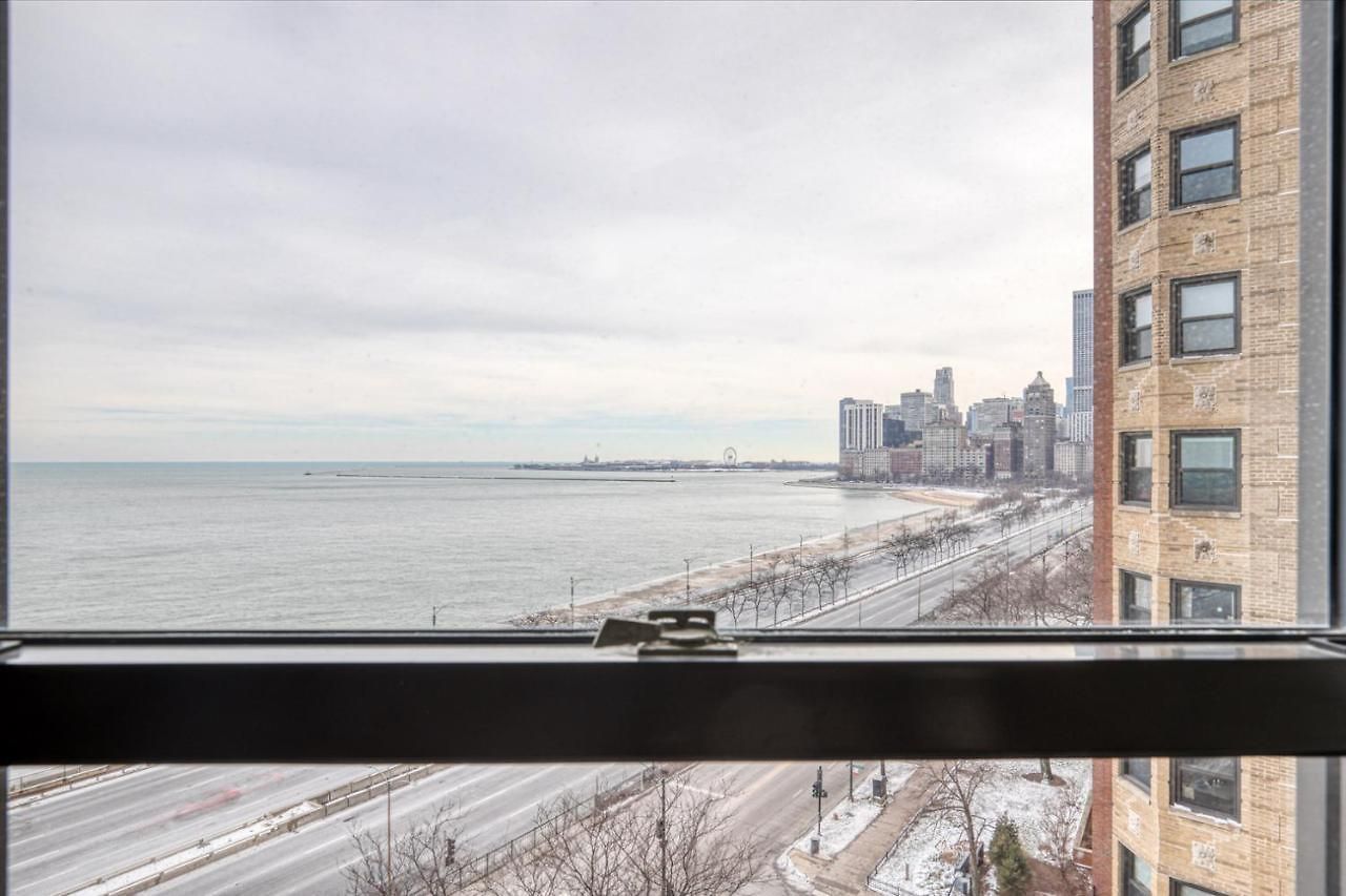 Apartment Gold Coast 2br W Doorman Gym 2 Blocks To L Chi-556 *