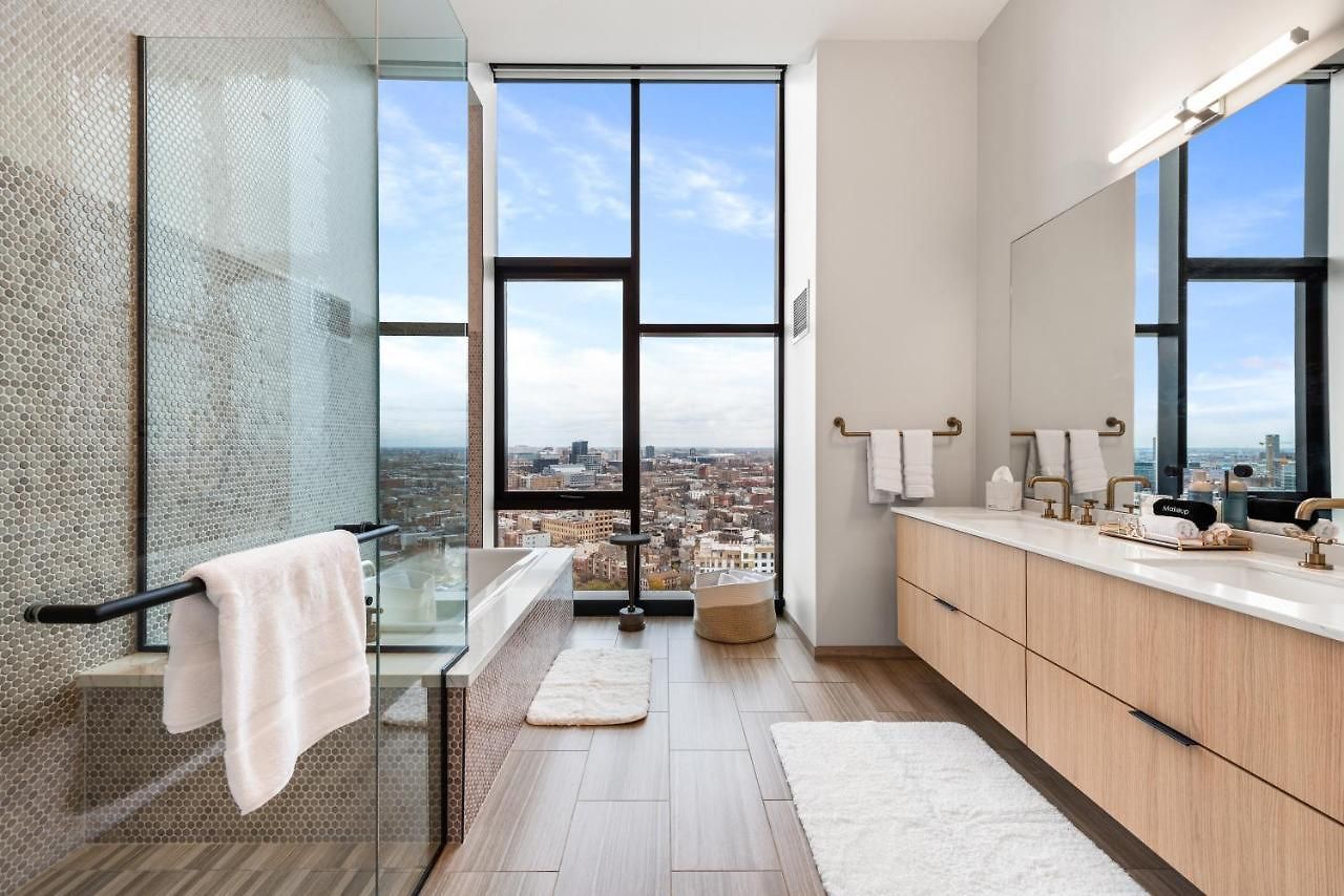 Avenir West Loop Penthouses With Iconic Views
