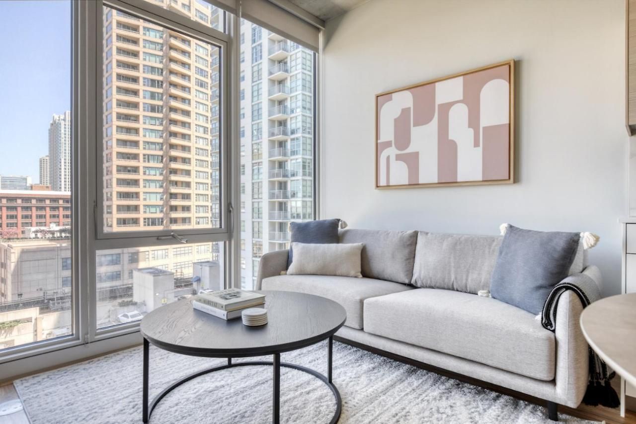 W Loop W Deck Pool Gym 3 Blocks To L Chi-644
