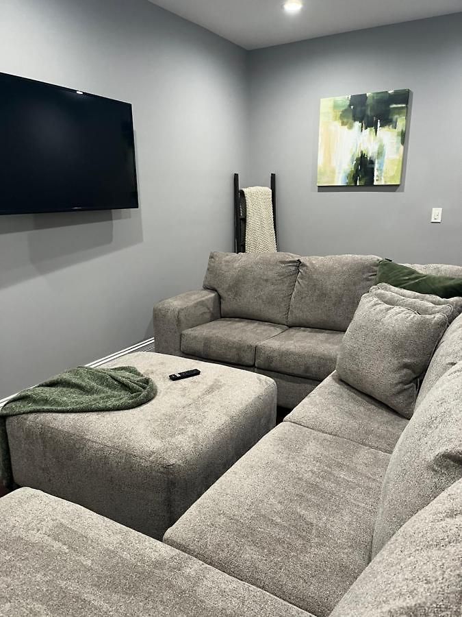 Upscale Westside Of Apartment